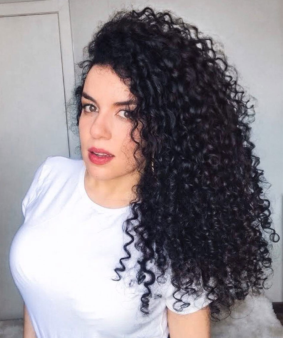 Guia Completo de Vitaminas Essenciais para o Crescimento Capilar