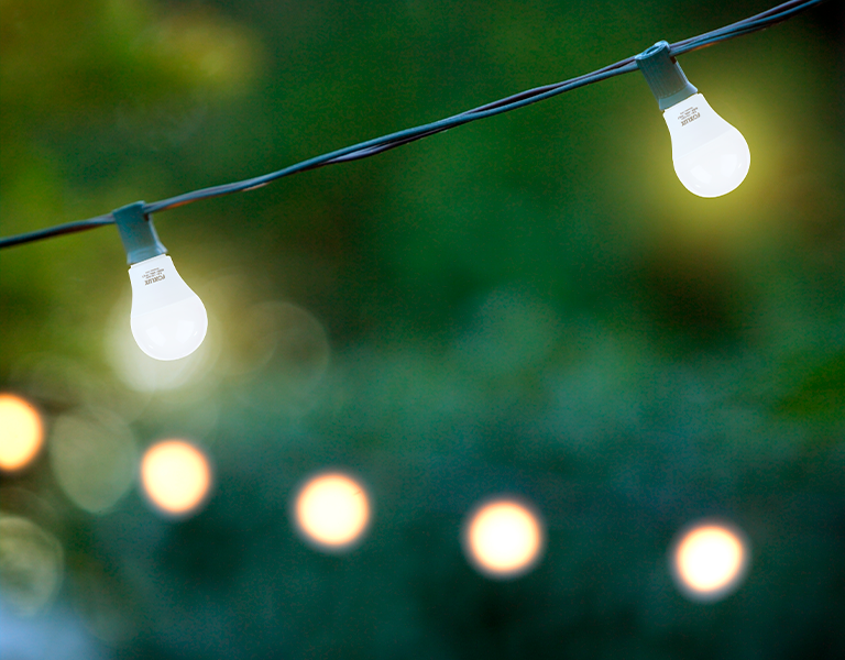 ideias criativas varal de lampadas e27 para festas