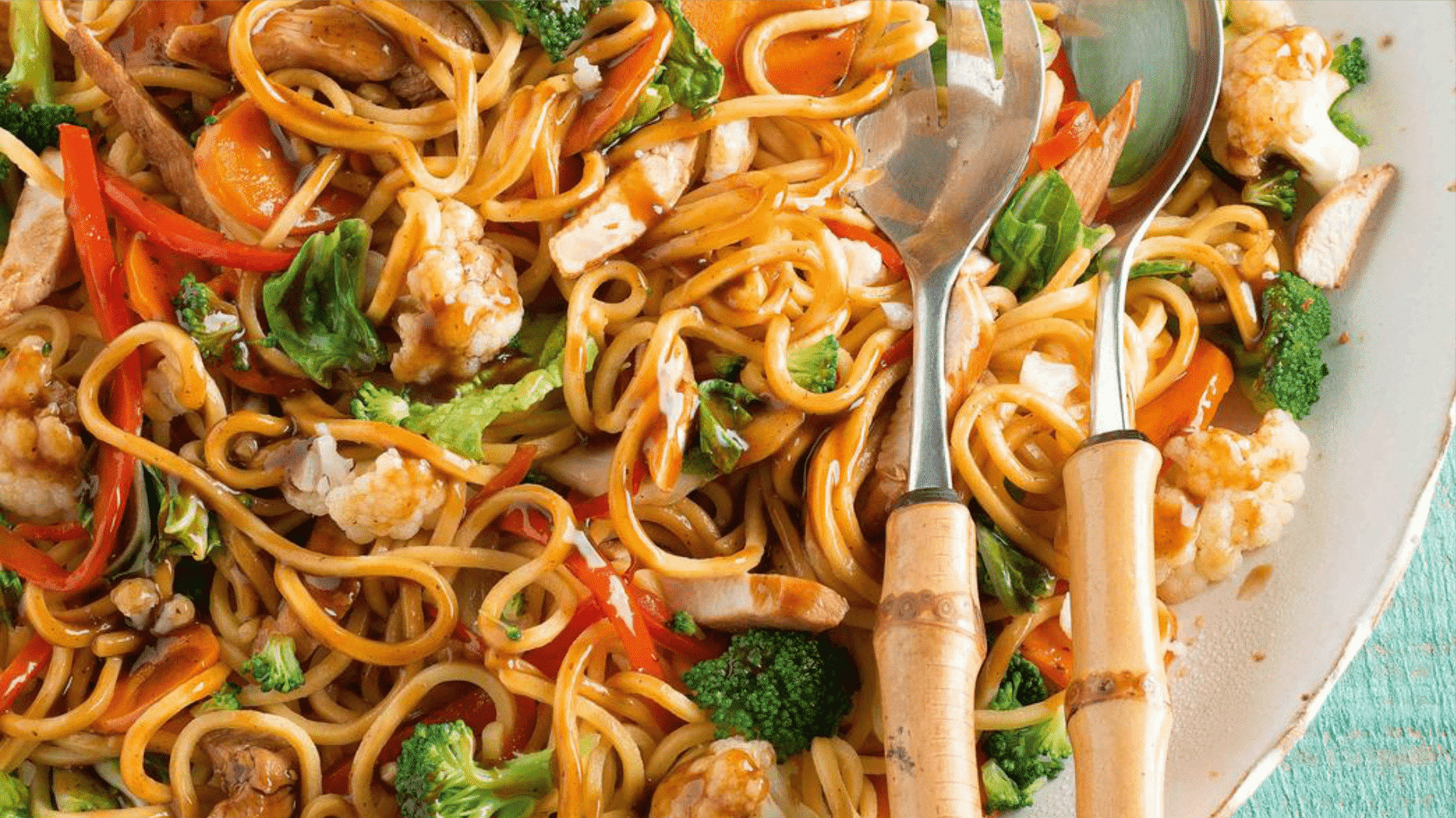 Como Deixar os Legumes do Yakisoba Crocantes