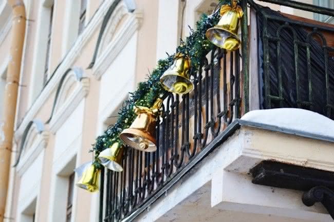 como fixar festão natalino parapeito varanda