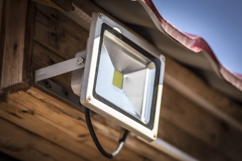 Guia Completo: Escolha do Refletor LED Ideal para Cada Ambiente