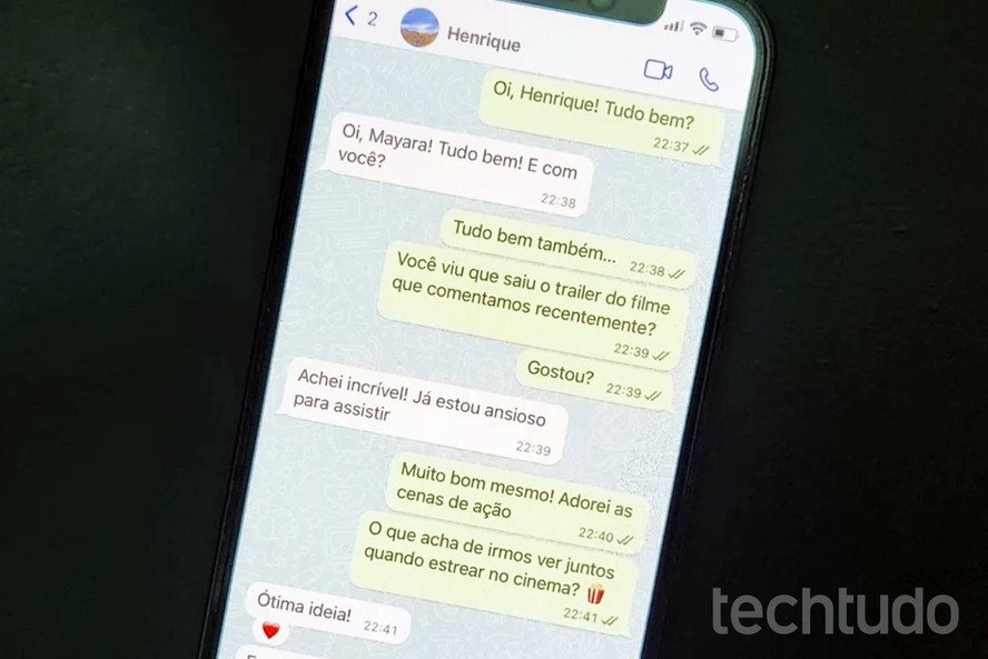 5 ideias de títulos:
1. Como Puxar Assunto: Guia Completo para Iniciar Conversas Interessantes
2. Diga Adeus ao 