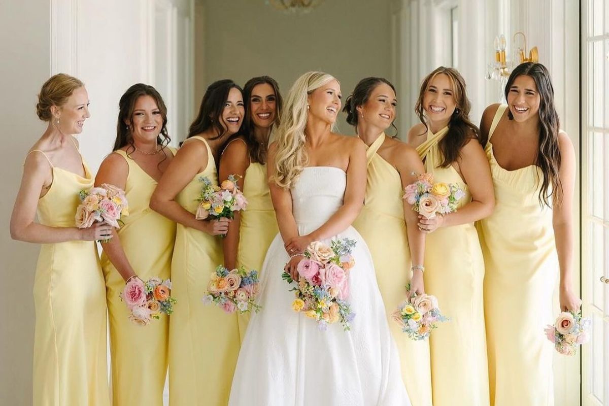 5 ideias de títulos:
1. Guia Definitivo: Como Escolher o Look Perfeito para Cada Tipo de Casamento
2. Casamento à Noite vs. Casamento de Dia: Dicas Essenciais de Estilo
3. Erros Comuns ao se Vestir para Casamentos: O Que Evitar a Todo Custo
4. Moda Masculina para Casamentos: Do Terno Clássico ao Esporte Fino
5. Casamentos na Praia e no Campo: Looks Ideais para Conforto e Elegância