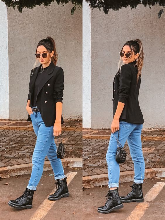 coturno preto com calça jeans