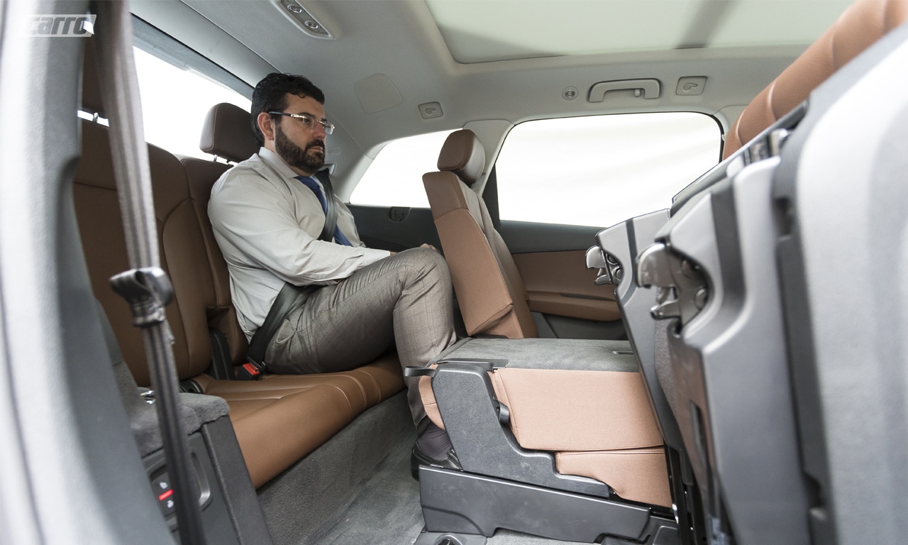 Hatchbacks vs. Sedãs: Qual o melhor para espaço interno?