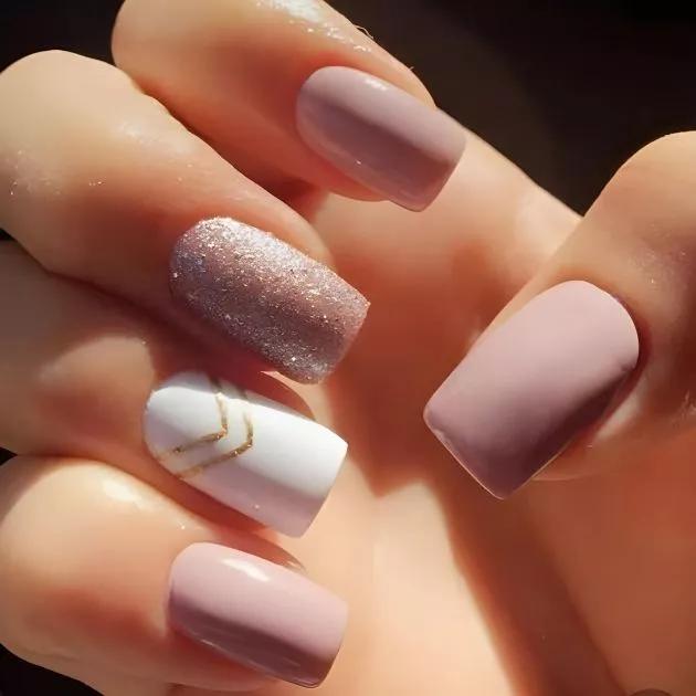 esmalte claro que rejuvenesce