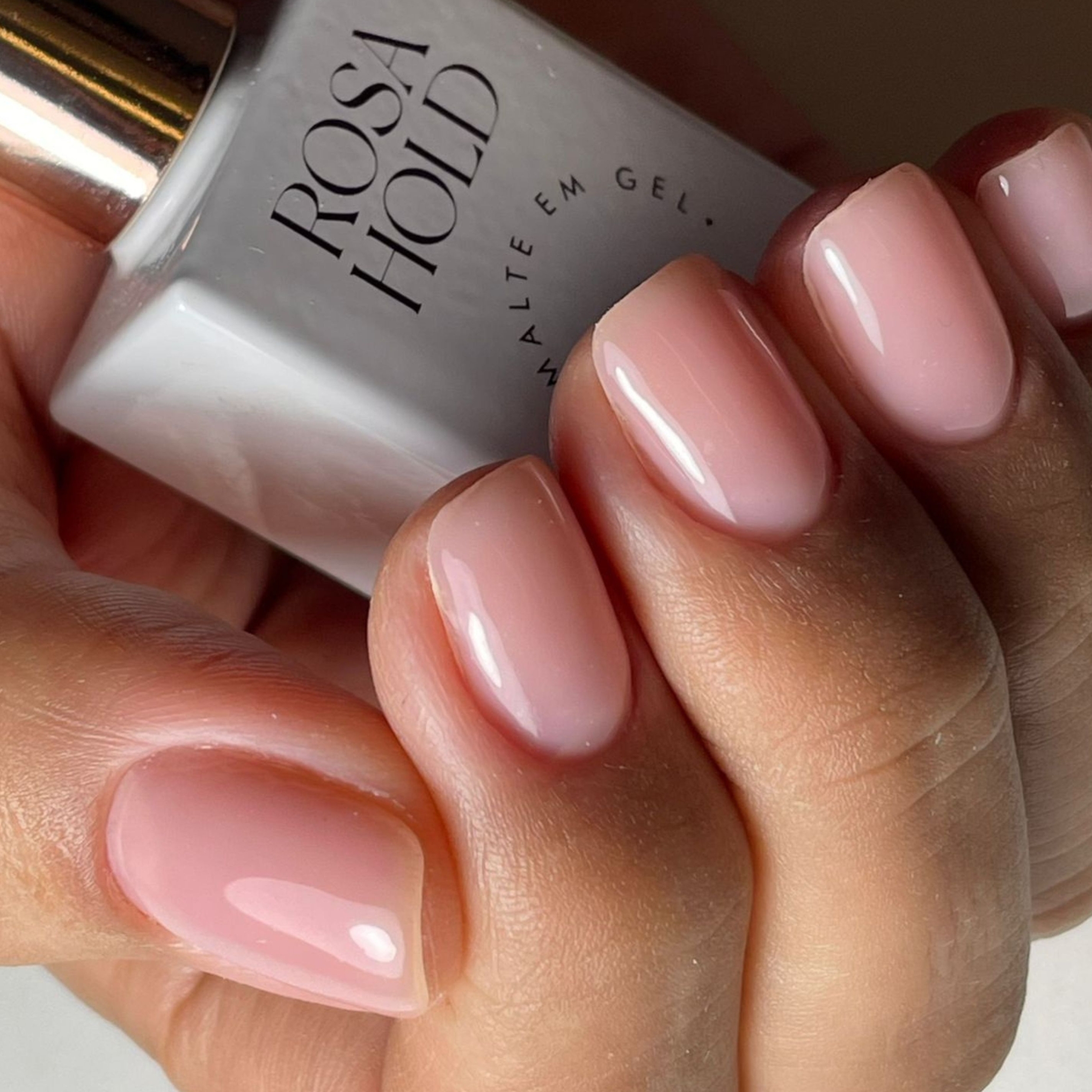 unhas de gel minimalistas