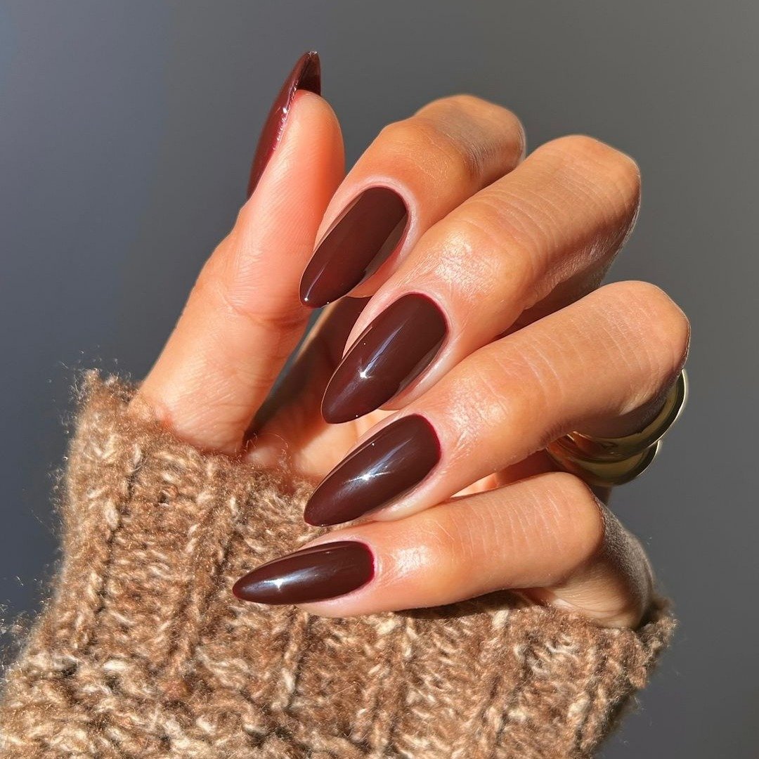 unhas de gel efeito cromado