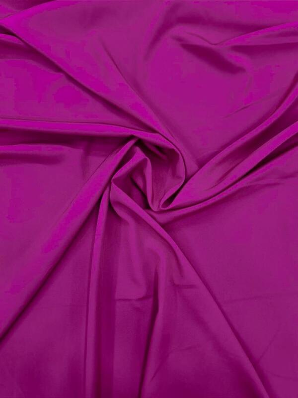 Vestidos de madrinha fúcsia: tendências para 2025 e 2026