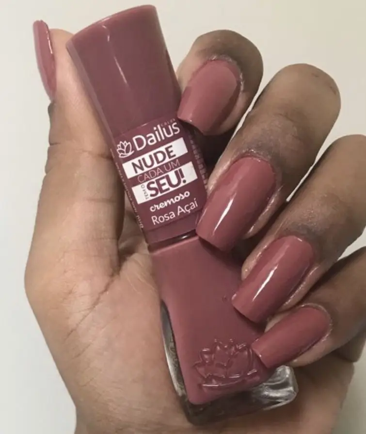 Top 5 esmaltes terrosos que toda morena deve ter