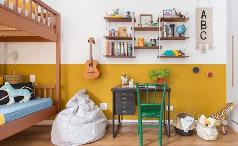 paleta de cores com amarelo mostarda