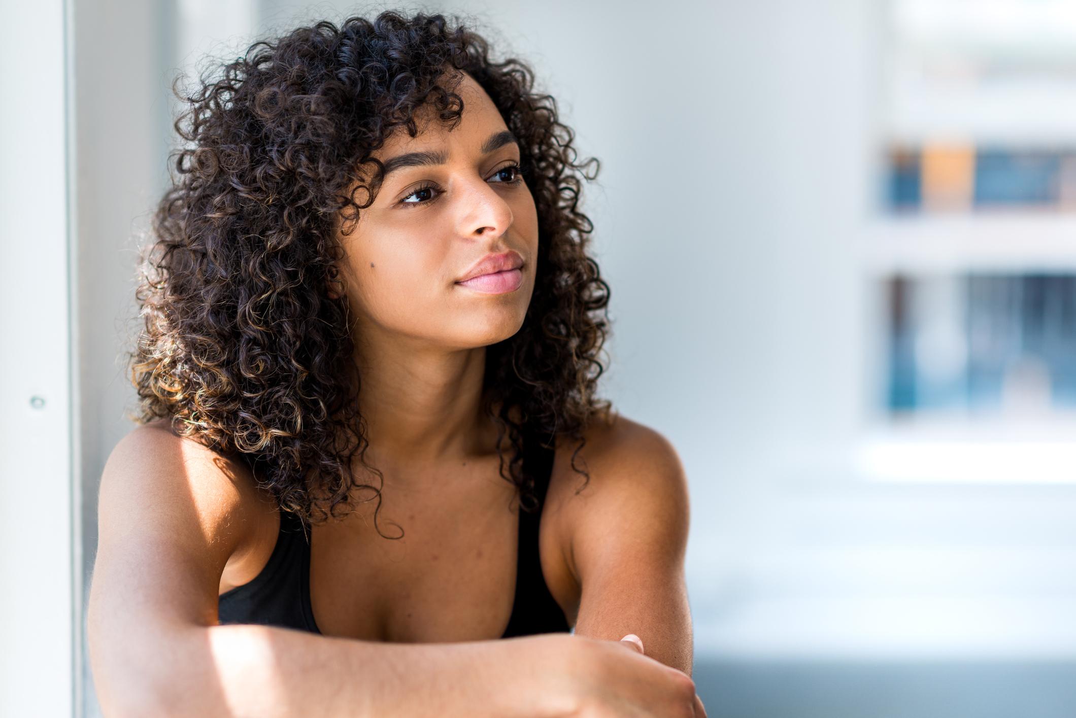 5 ideias de títulos para posts sobre cortes de cabelo crespo médio:
1. Cortes de Cabelo Crespo Médio: Tendências e Inspirações para 2025
2. Descubra o Corte Médio Perfeito para o Seu Cabelo Crespo
3. Black Power Médio e Shaggy Hair: Os Cortes em Alta para Cabelos Crespos
4. Como Escolher o Corte Médio Ideal para o Seu Formato de Rosto Crespo
5. Dicas Essenciais de Manutenção para Cortes de Cabelo Crespo Médio