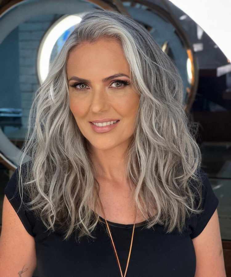 erros comuns ao cortar cabelo longo ondulado