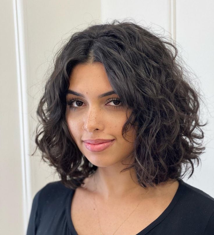 finalização cabelo ondulado curto