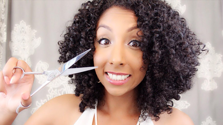 corte de cabelo afro feminino longo