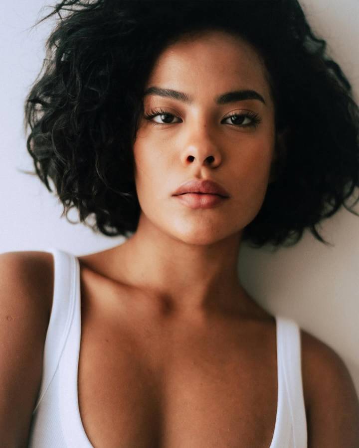 Cortes Chanel Repicados e Desfiados: Leveza e Movimento para o Seu Cabelo