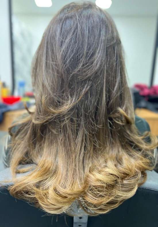 corte em camadas com franja