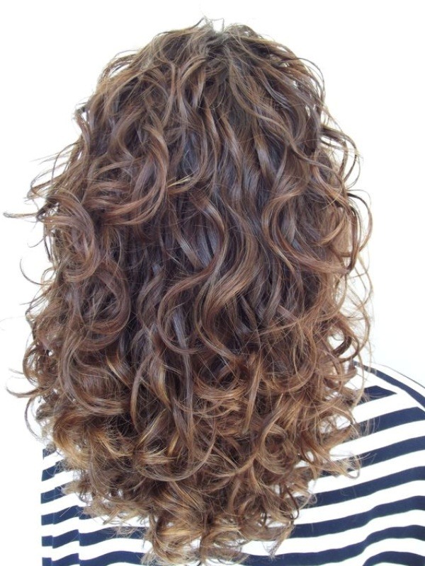 corte em camadas cabelo ondulado curto
