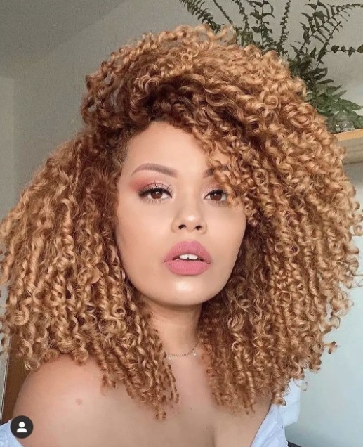 corte em u vs corte em v cabelo cacheado