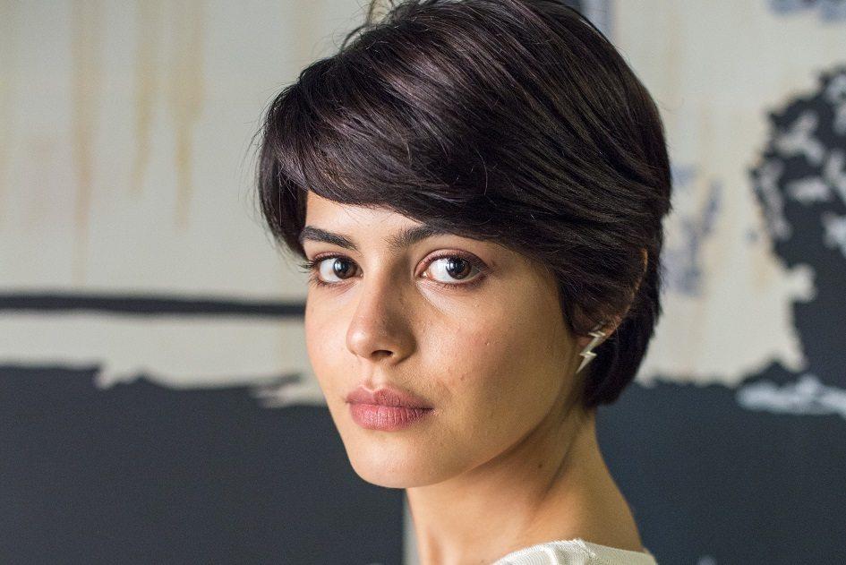 Corte Joãozinho Cacheado: Dicas de Estilo e Produtos para Cabelos Curtos