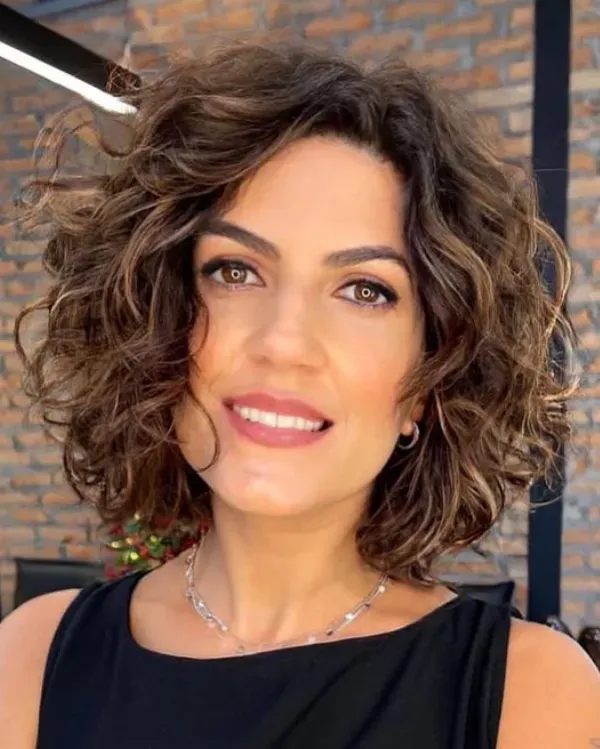 corte de cabelo ondulado 2A