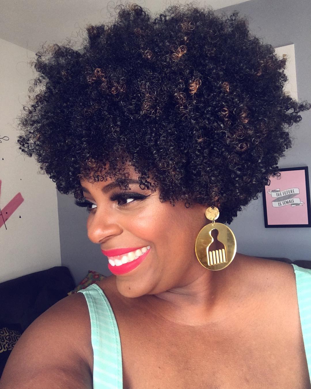 quanto custa um corte de cabelo crespo em salão especializado