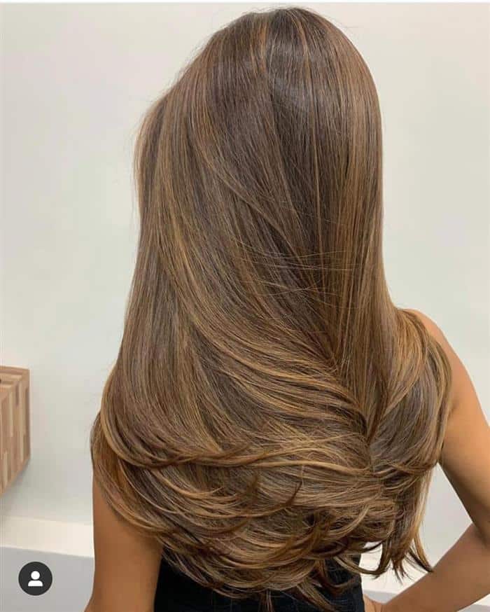 corte em camadas vs corte reto para volume cabelo liso