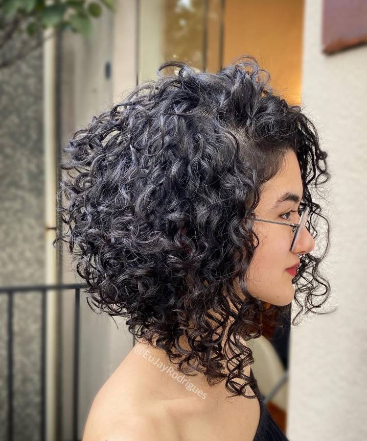 corte reto cabelo cacheado corte a seco