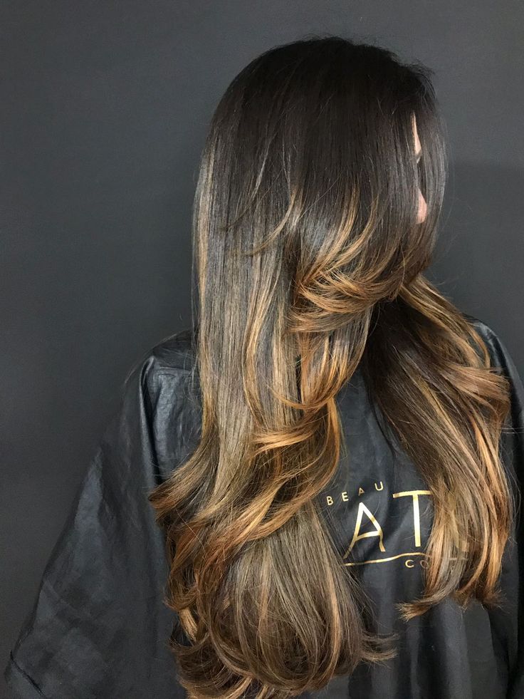 corte de cabelo feminino longo com franja cortina passo a passo