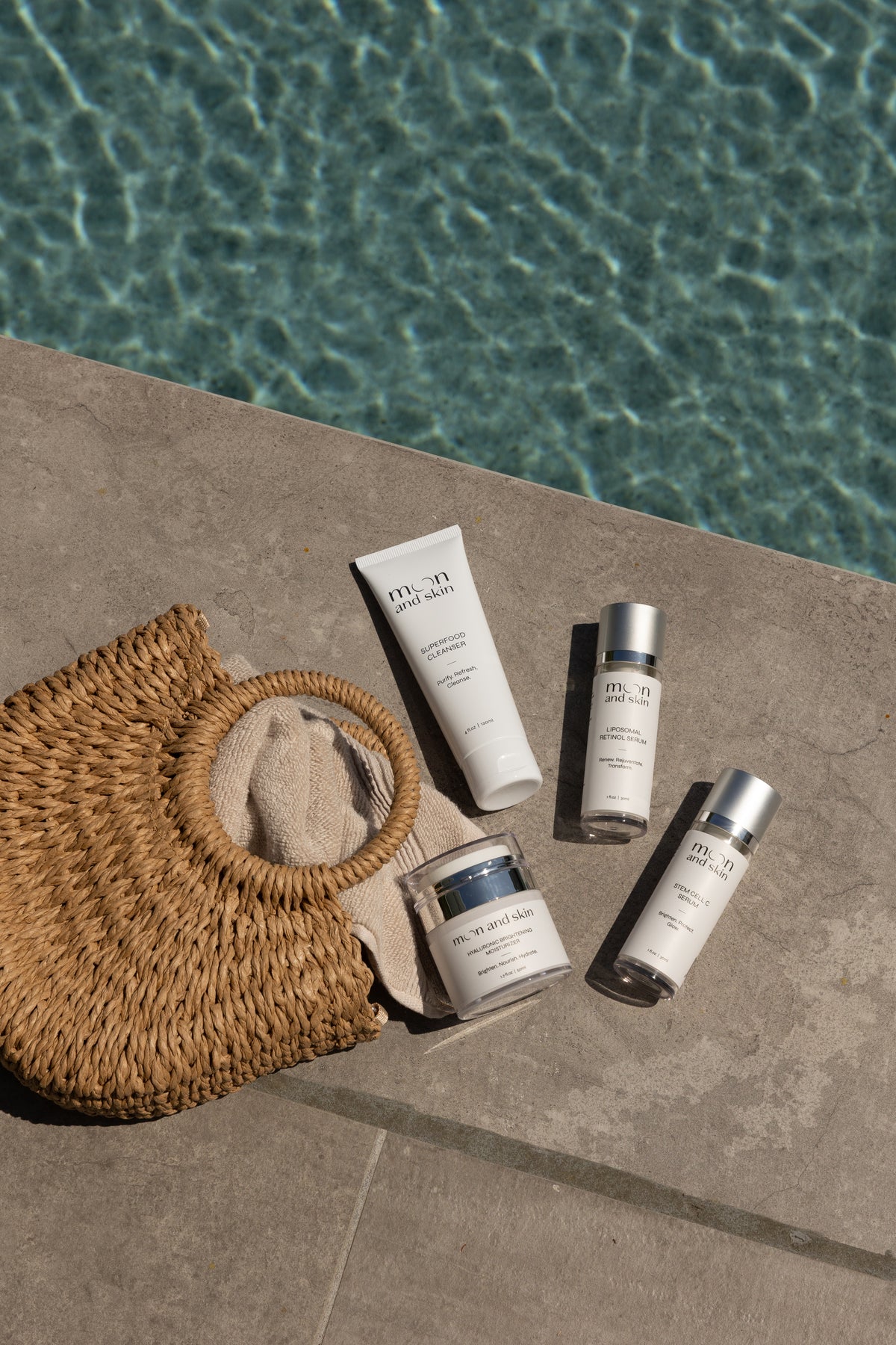 5 Ideias de Títulos:
1. Creme de Pepino: O Segredo Natural para uma Pele Radiante
2. Benefícios Incríveis do Creme de Pepino para Todos os Tipos de Pele
3. Receita Caseira de Máscara de Pepino: Refrescância e Hidratação Instantânea
4. Como o Creme de Pepino Ajuda no Controle da Oleosidade e Inchaço Facial
5. Guia Completo: Escolhendo o Melhor Creme de Pepino para Sua Rotina de Skincare