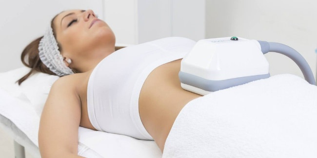 Criomodelagem vs Criolipólise: Qual a Melhor para Você?