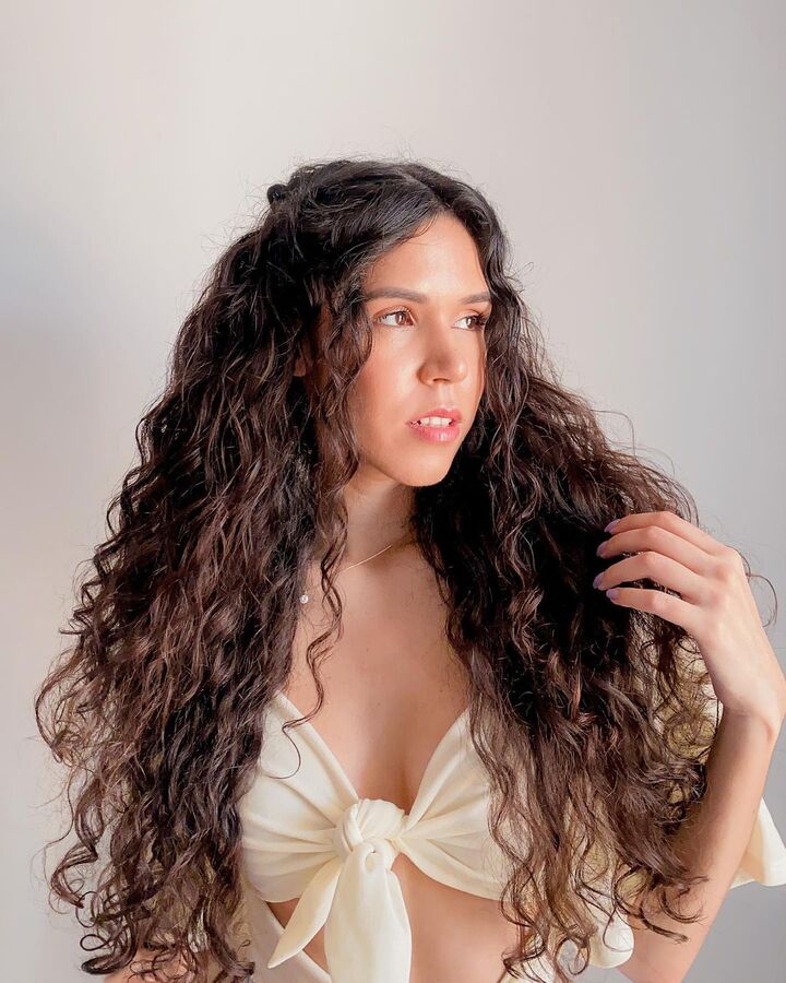 Guia Completo: Como Cuidar de Cada Tipo de Curvatura de Cabelo