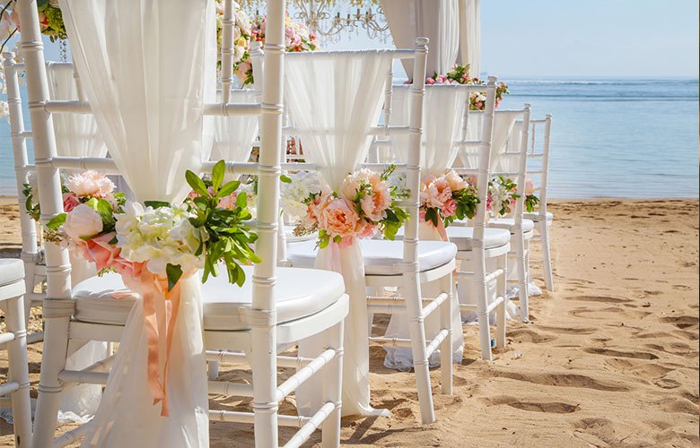 custo decoração casamento praia simples barato