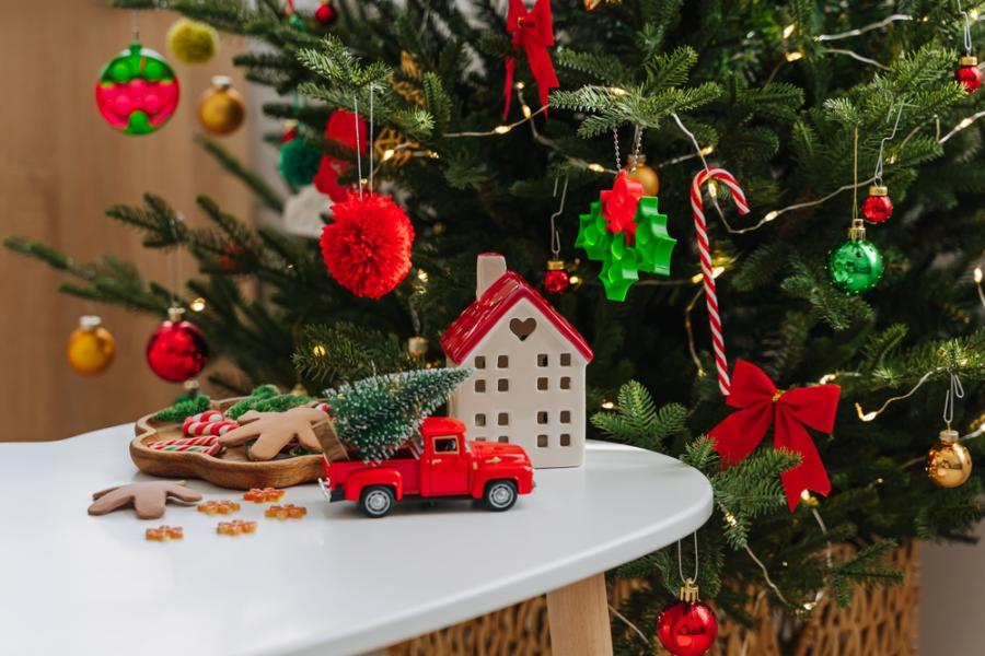 como fazer enfeites de natal com garrafa pet