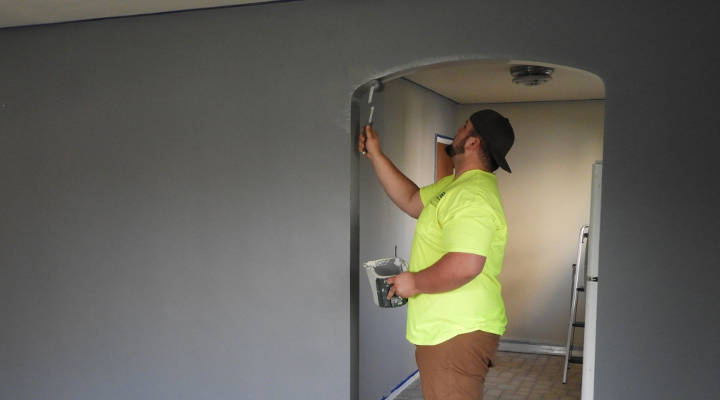 Como escolher a tinta certa para cada ambiente