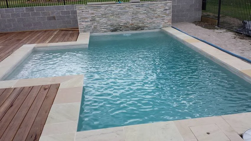 Planejamento Financeiro para Ter uma Piscina em Casa