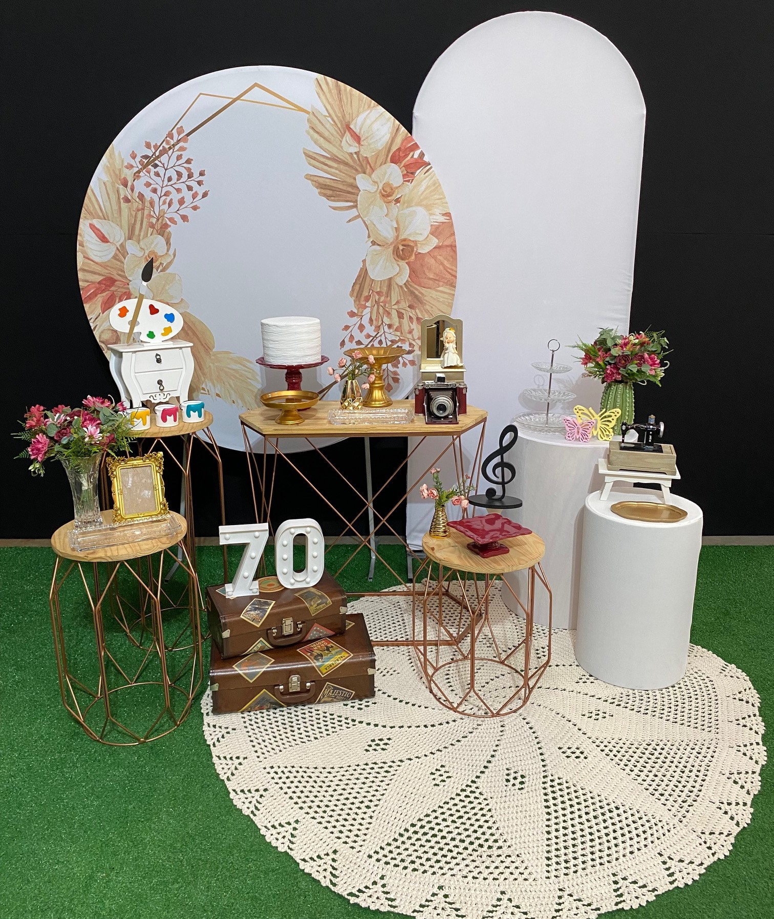 mini table 70 anos