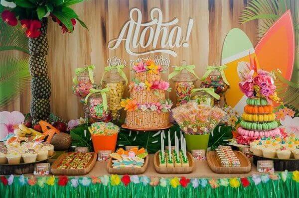 decoração baile do hawai
