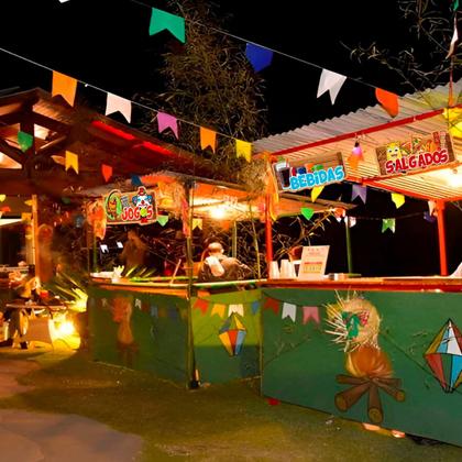 decoração barraca festa junina com pallets