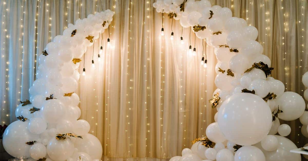 decoração batizado com potes de vidro
