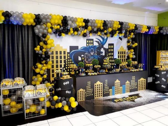decoração gótica moderna batman