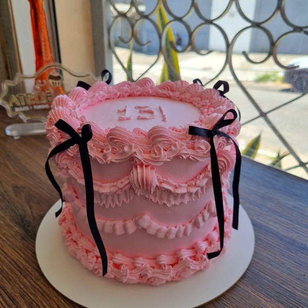 bolo aniversário vintage