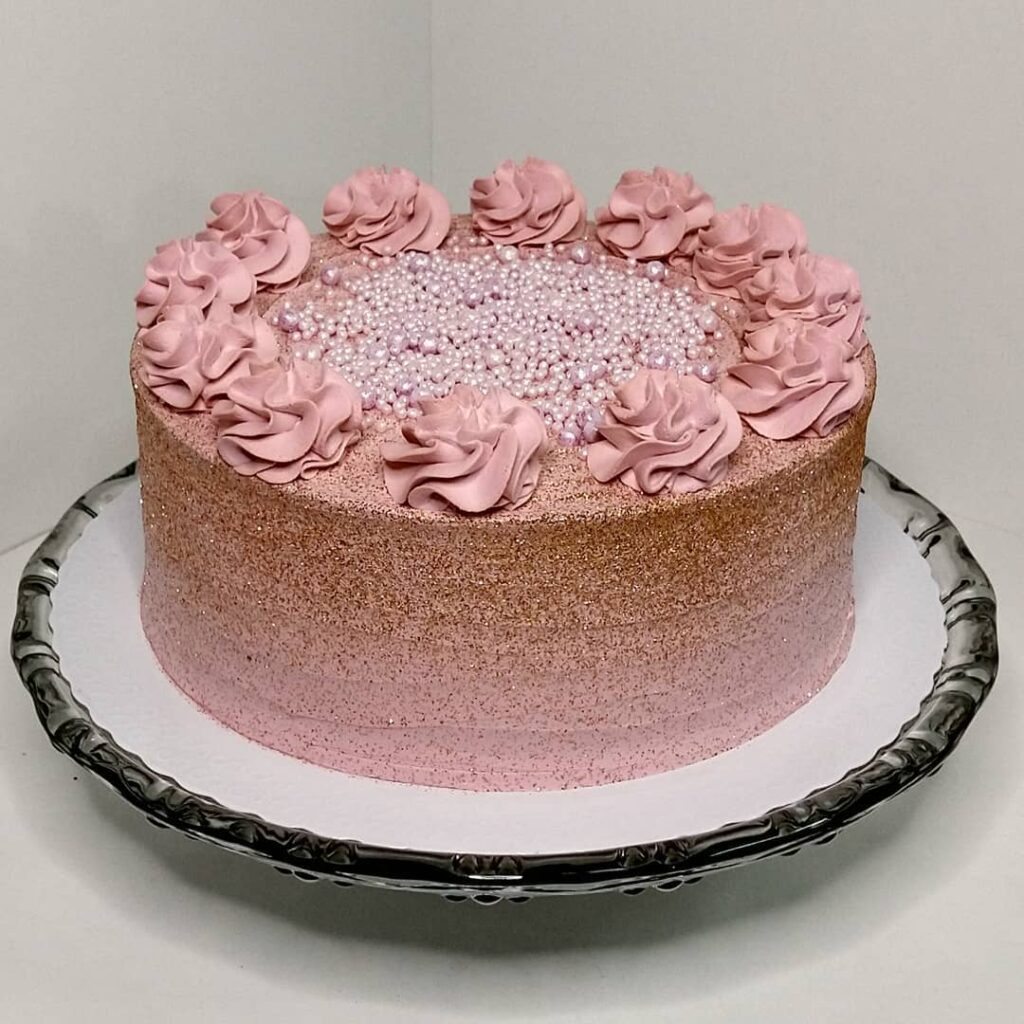 decoração bolo rosa