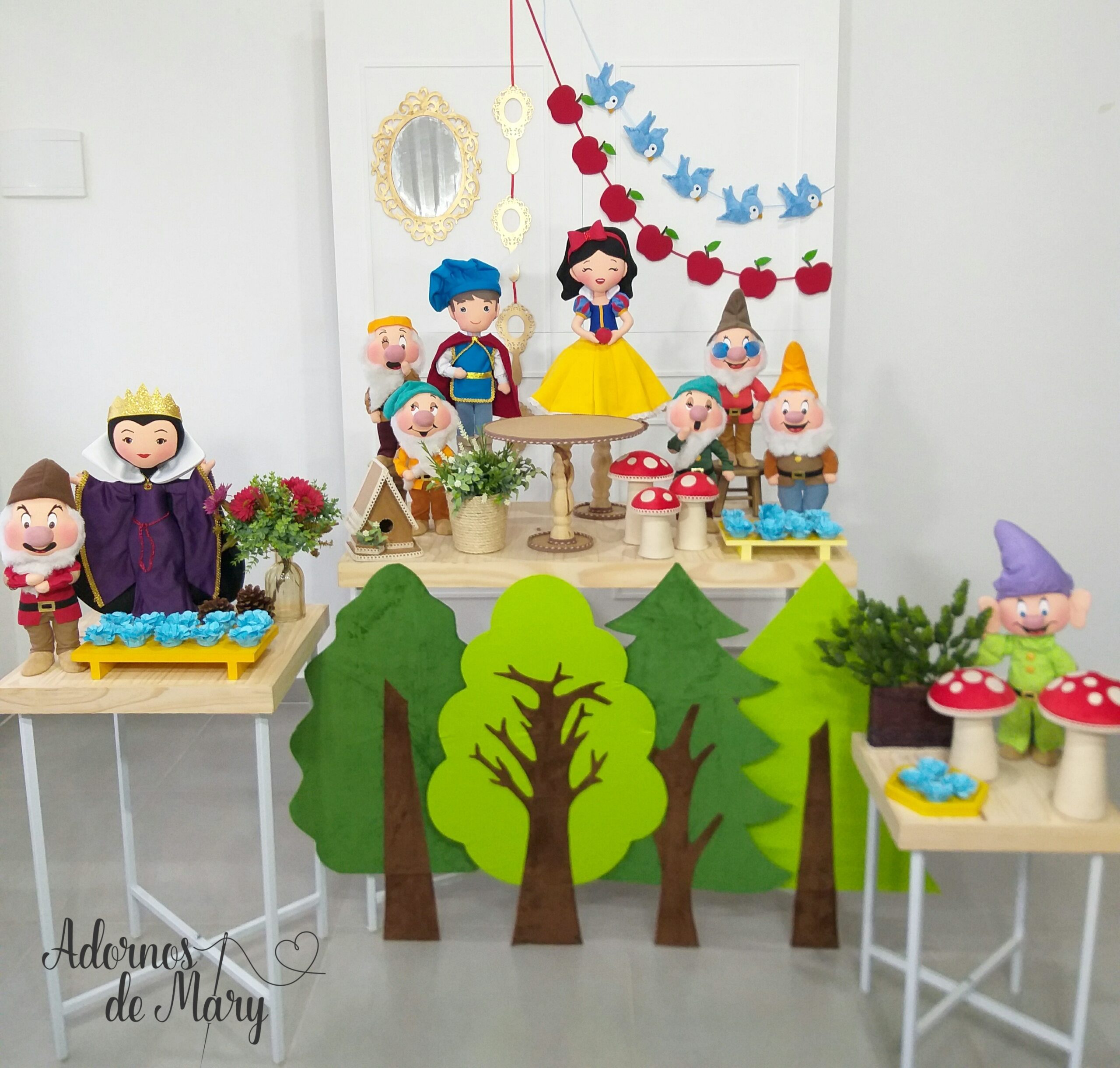 decoração branca de neve para aniversário infantil