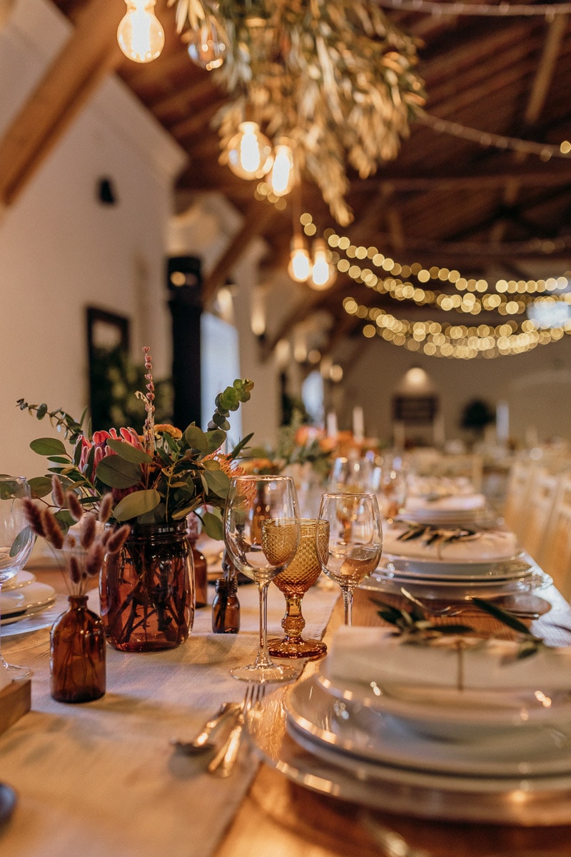 decoração de casamento rústico vs clássico: qual escolher?