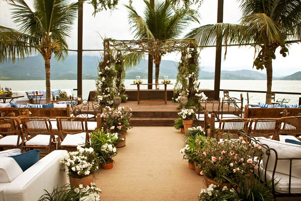 caminho da noiva casamento praia