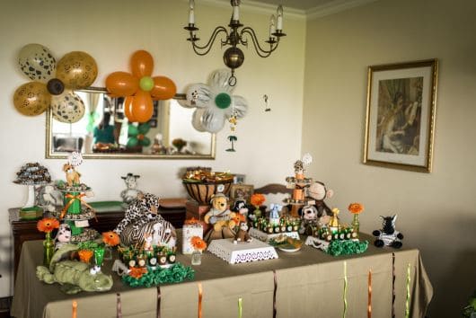 decoração chá de bebê safari menina