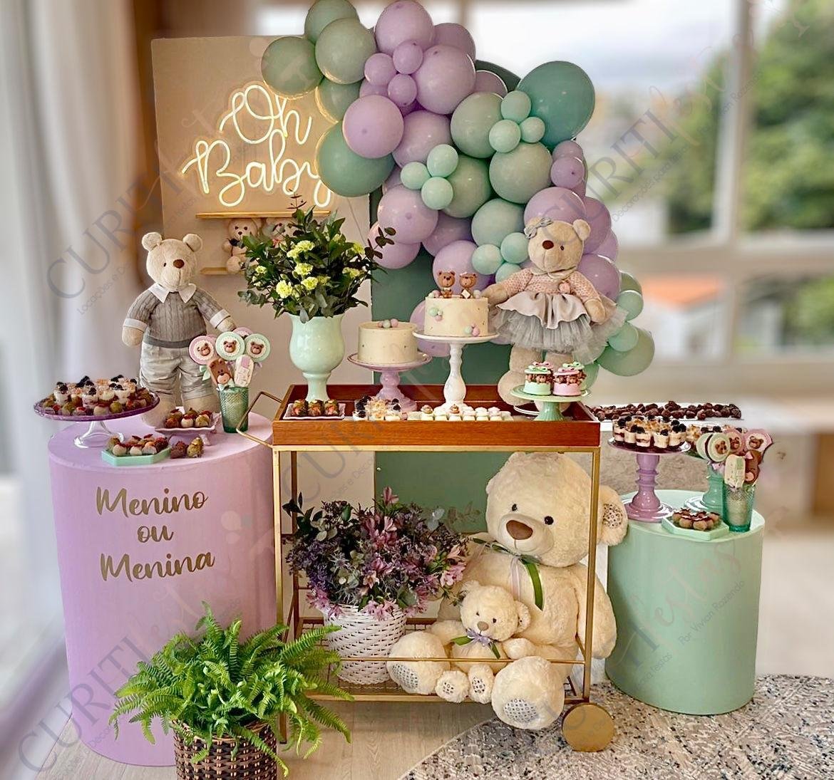 locação decoração chá revelação verde lilás