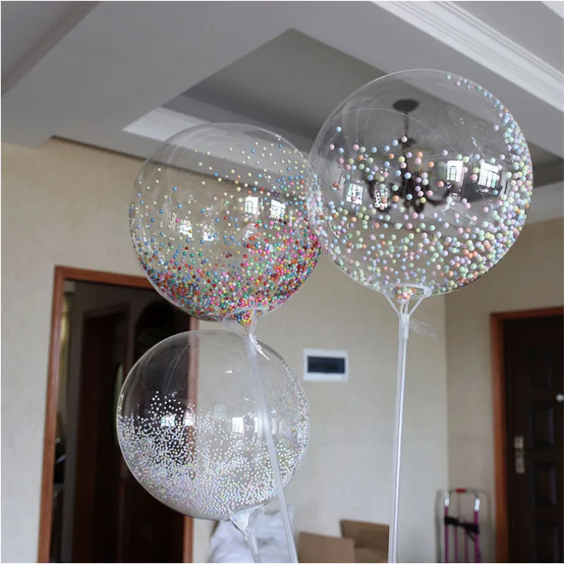 decoração com bolas transparentes