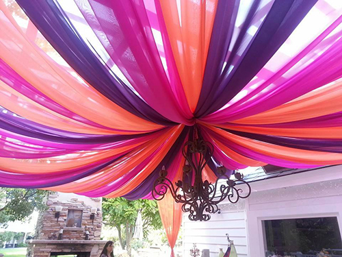 decoração de festa infantil com tecido